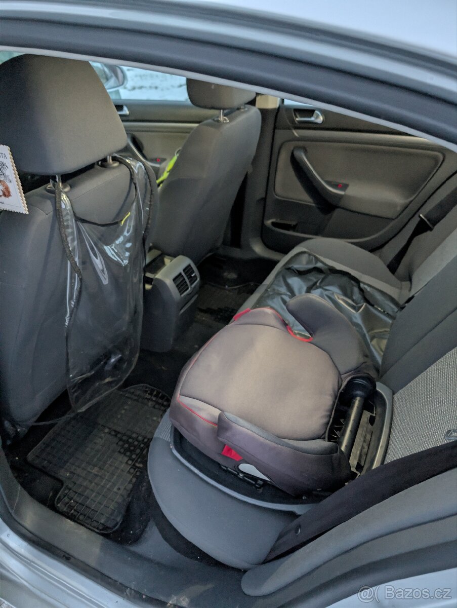 VW Jetta 1.6 benzín 2007 - 6