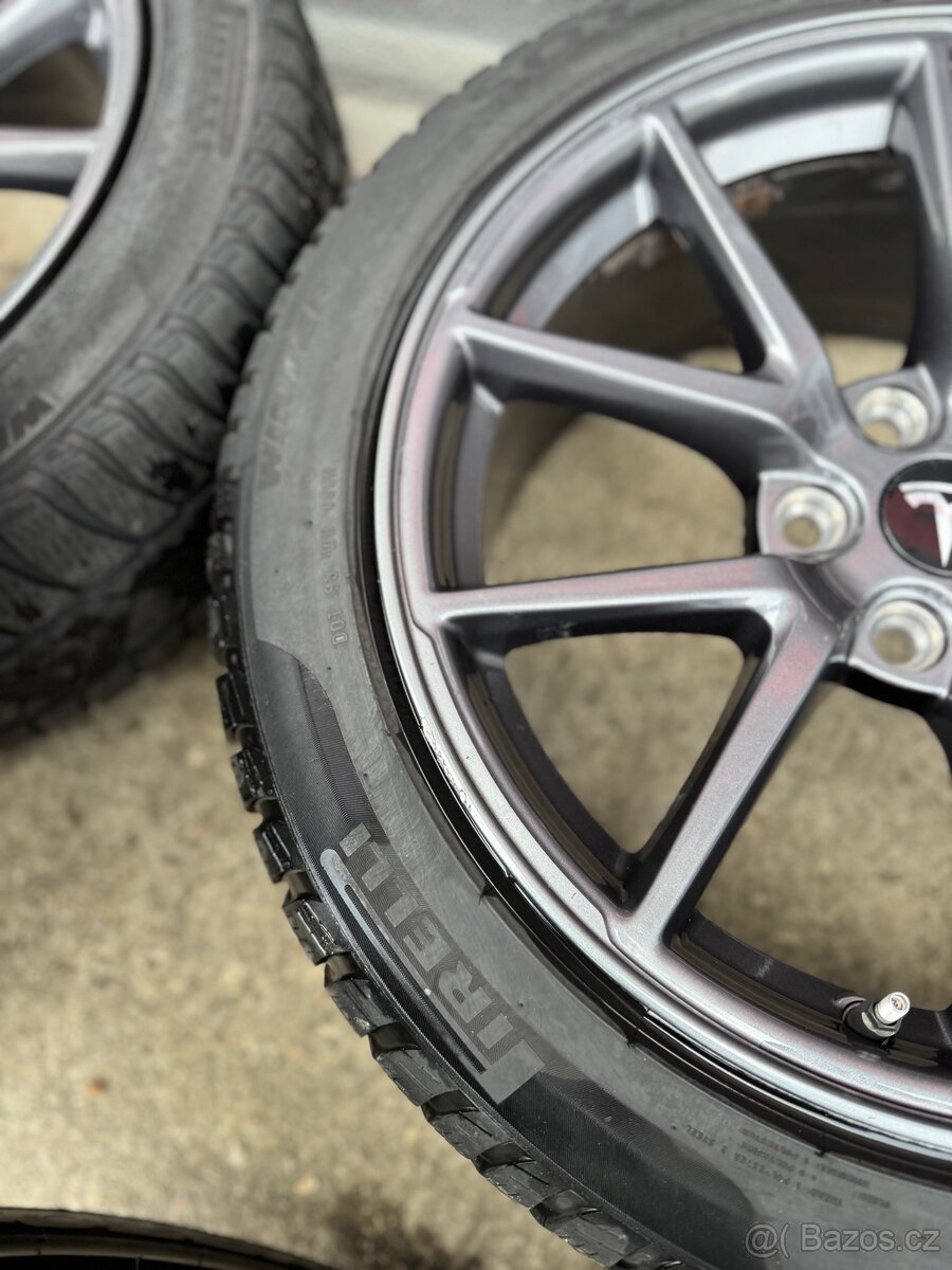 ZIMNÍ ALU SADA TESLA 3 R18 - 6