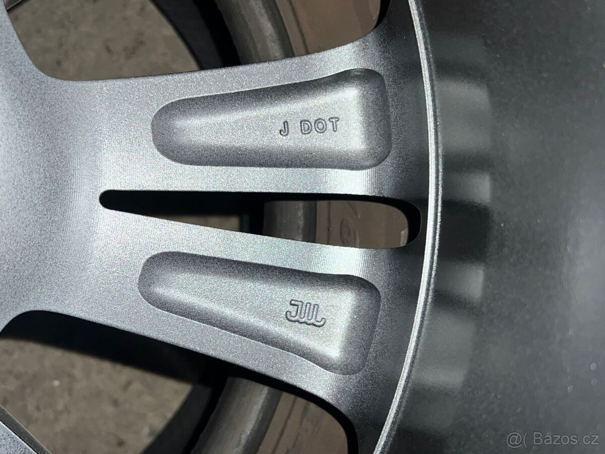 Sada disků MB Xclasse 18“ - 6