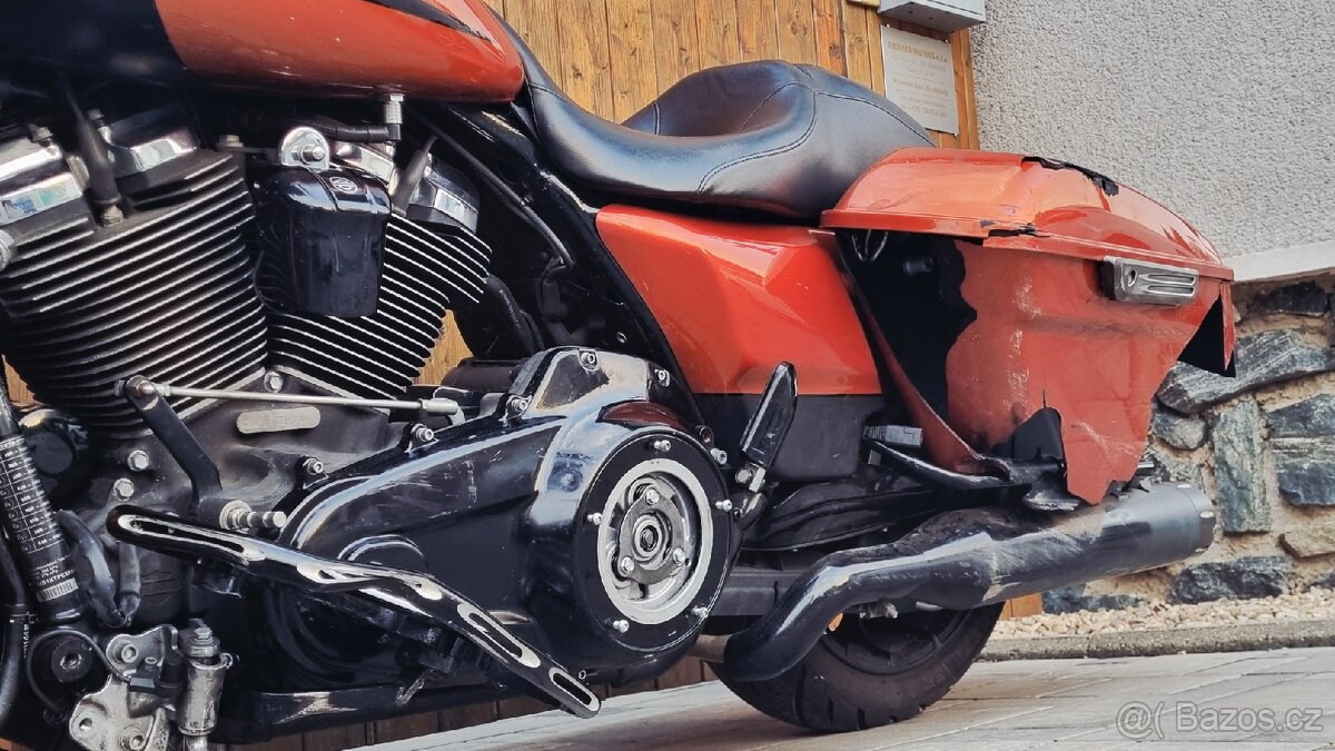 Harley-Davidson Road GLIDE 2019 EU - 6