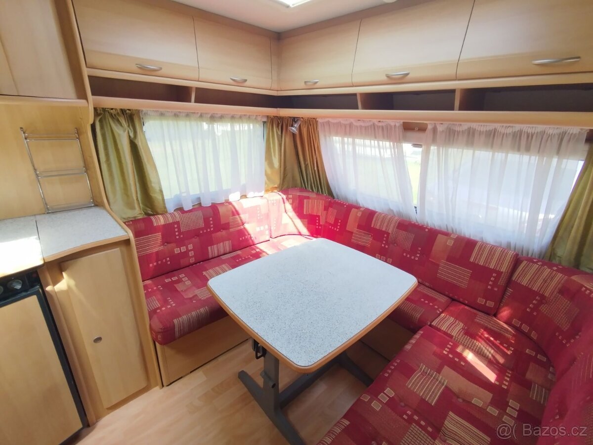 DETHLEFFS pro 4.Fr.postel. Mover+bat. Sprcha. 100km/h - 6