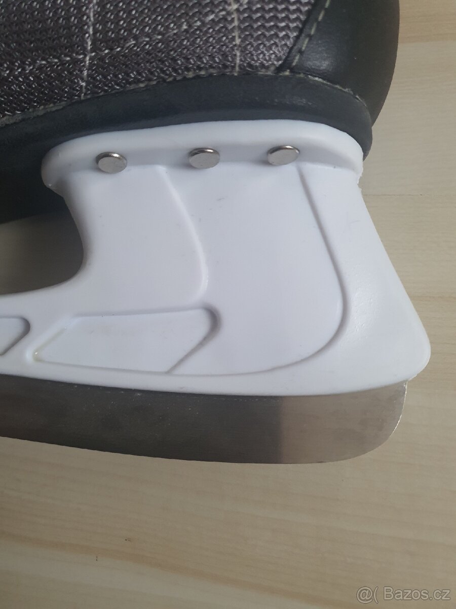 Pánské zimní brusle six blade TT - 6