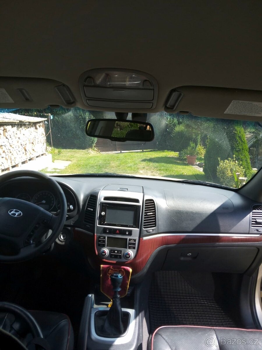 VYMĚNÍM Hyundai Santa Fe 2.2,manuál,114 kW,4x4,r.v.2008 - 6