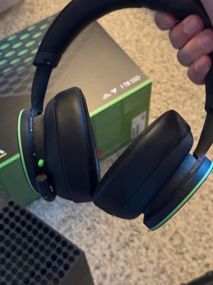 Xbox Series X 1TB SSD - 6