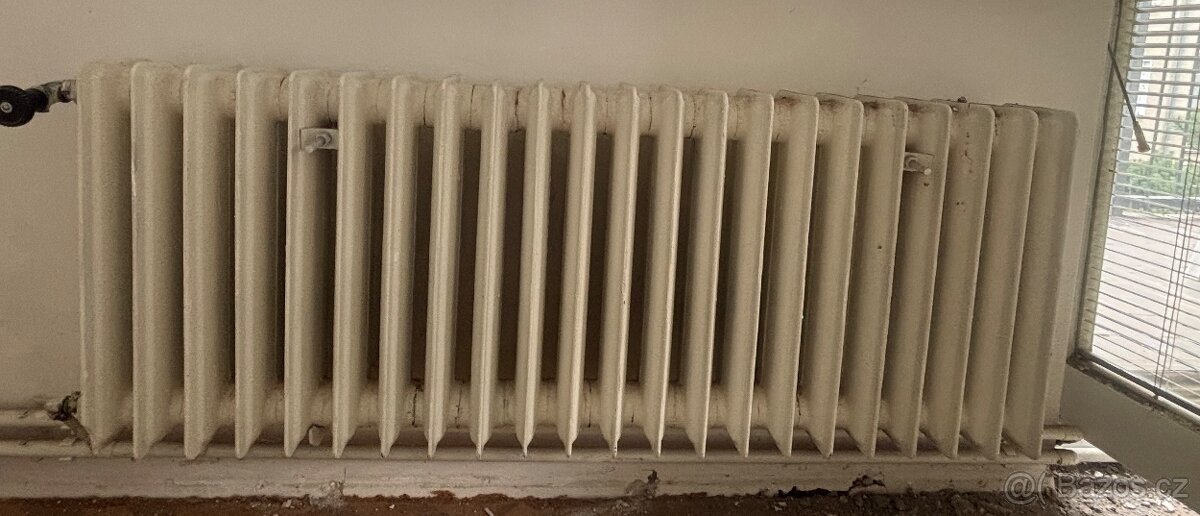 Prodám litinové radiatory - 6