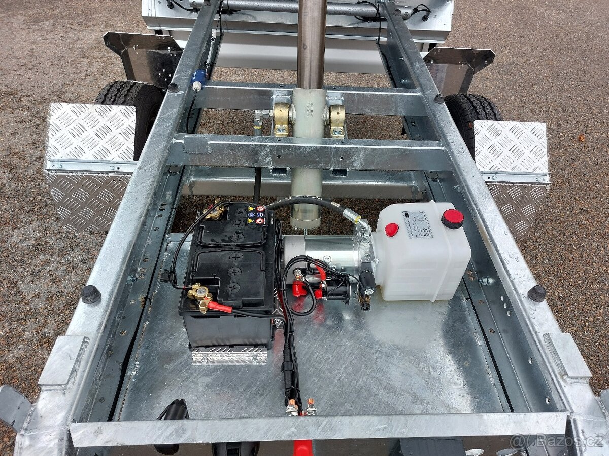 jednostranný elektrohydraulický sklápěč - 6