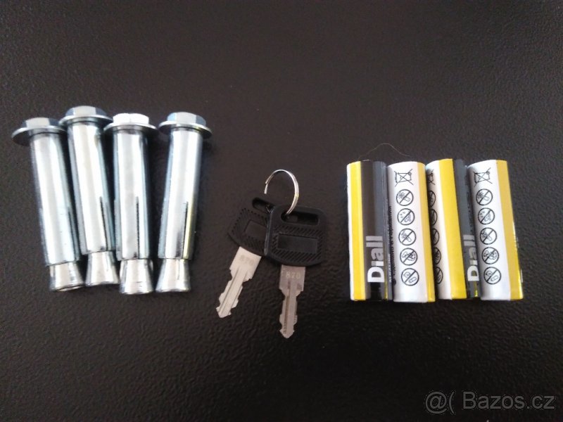 Trezor s el. zámkem ( 10 KG/ VĚTŠÍ VERZE ). - 6