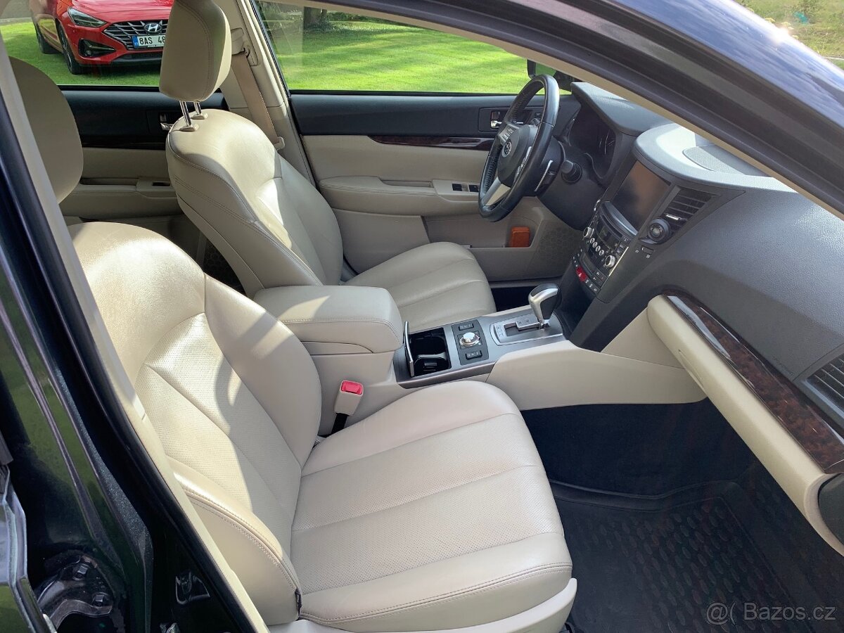 Subaru Outback 3.6R 191 kW - 6