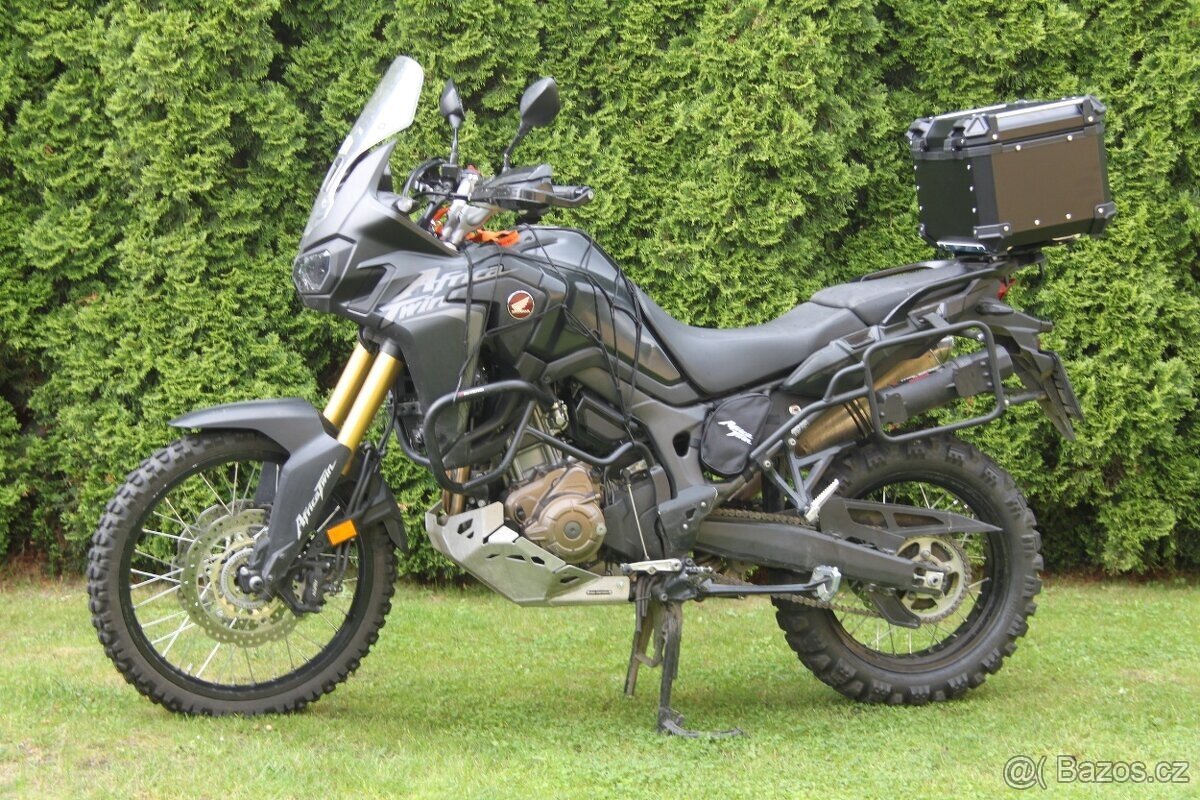 nový motokufr 45 l - na jednu velkou přilbu - 6