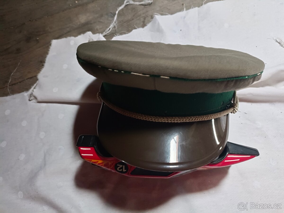Staré čepice Celní stráže - 6
