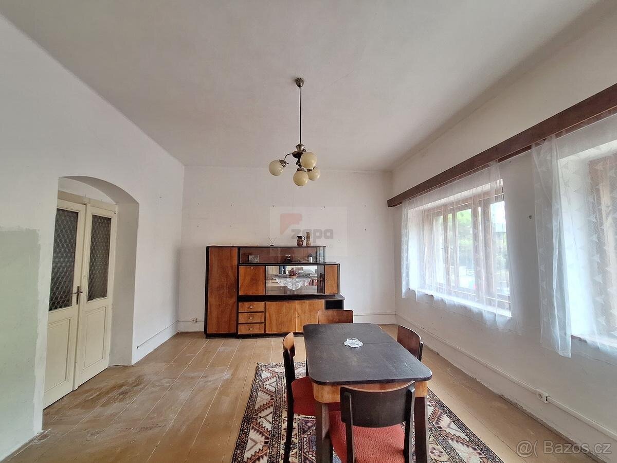 Prodej řadového RD celkem 209 m2, pozemek 543 m2, Roudnice n - 6