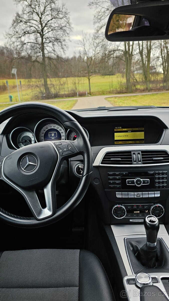Mercedes C200 1.8 CGI Benzín - 6