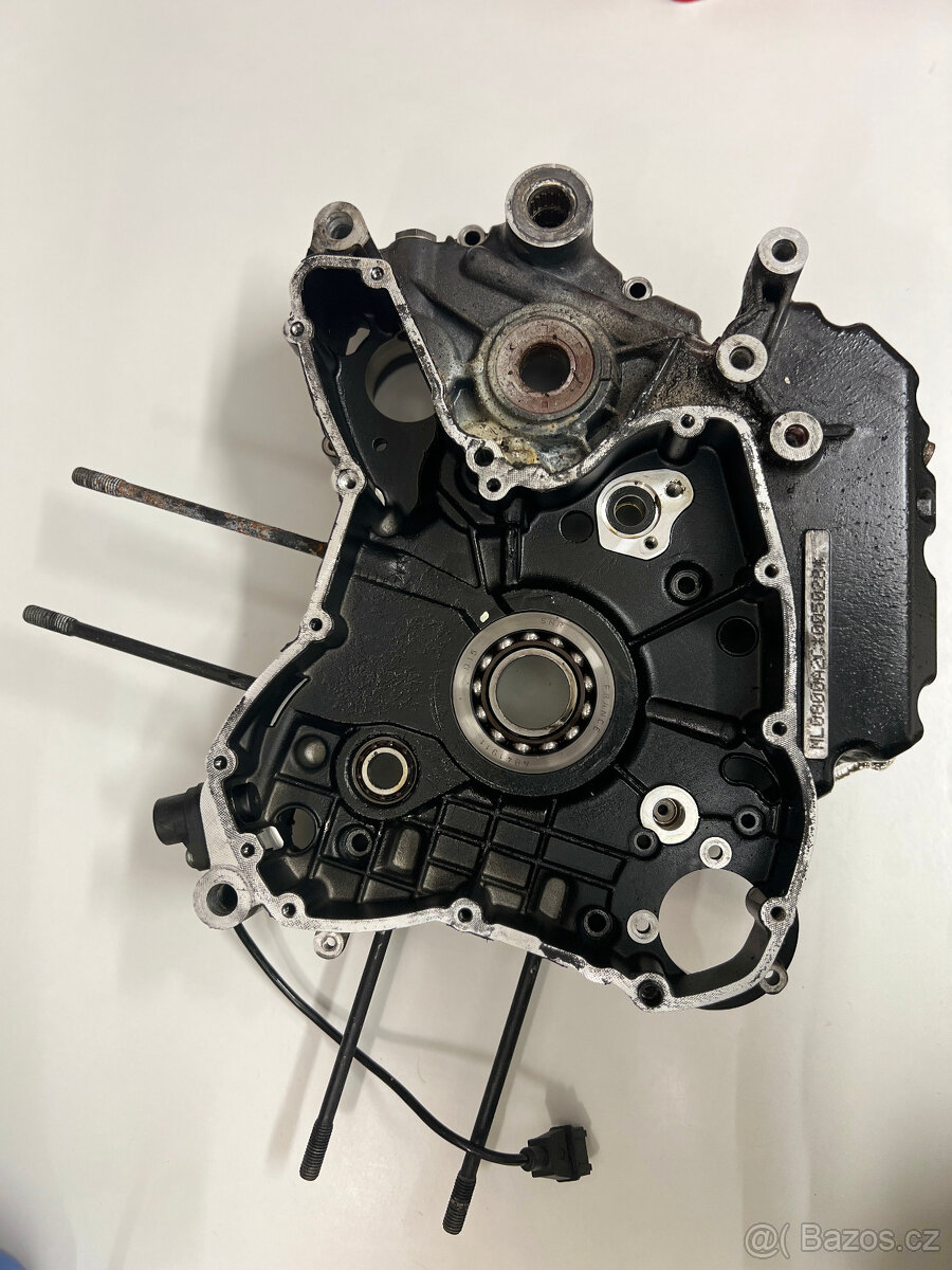 Dily motoru DUCATI SCRAMBLER 800 - 6