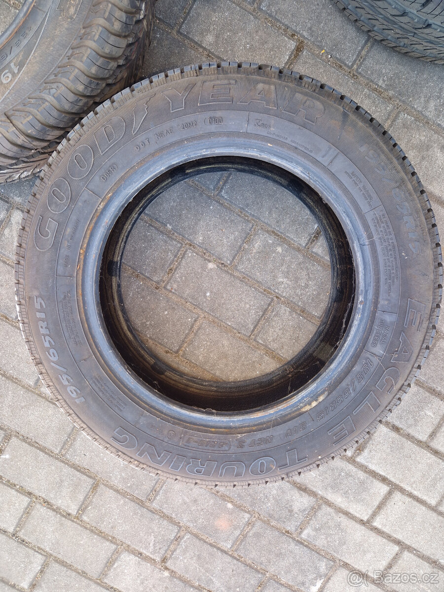 Pneu na prodej (BEZ DISKŮ) - 6