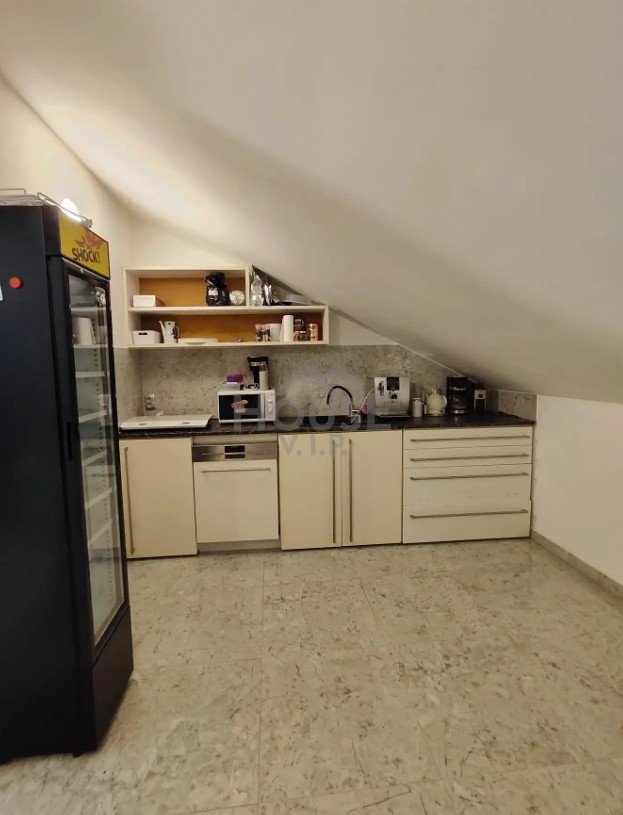 Pronájem obchodního prostoru 210 m², Přelouč., ev.č. 01139 - 6