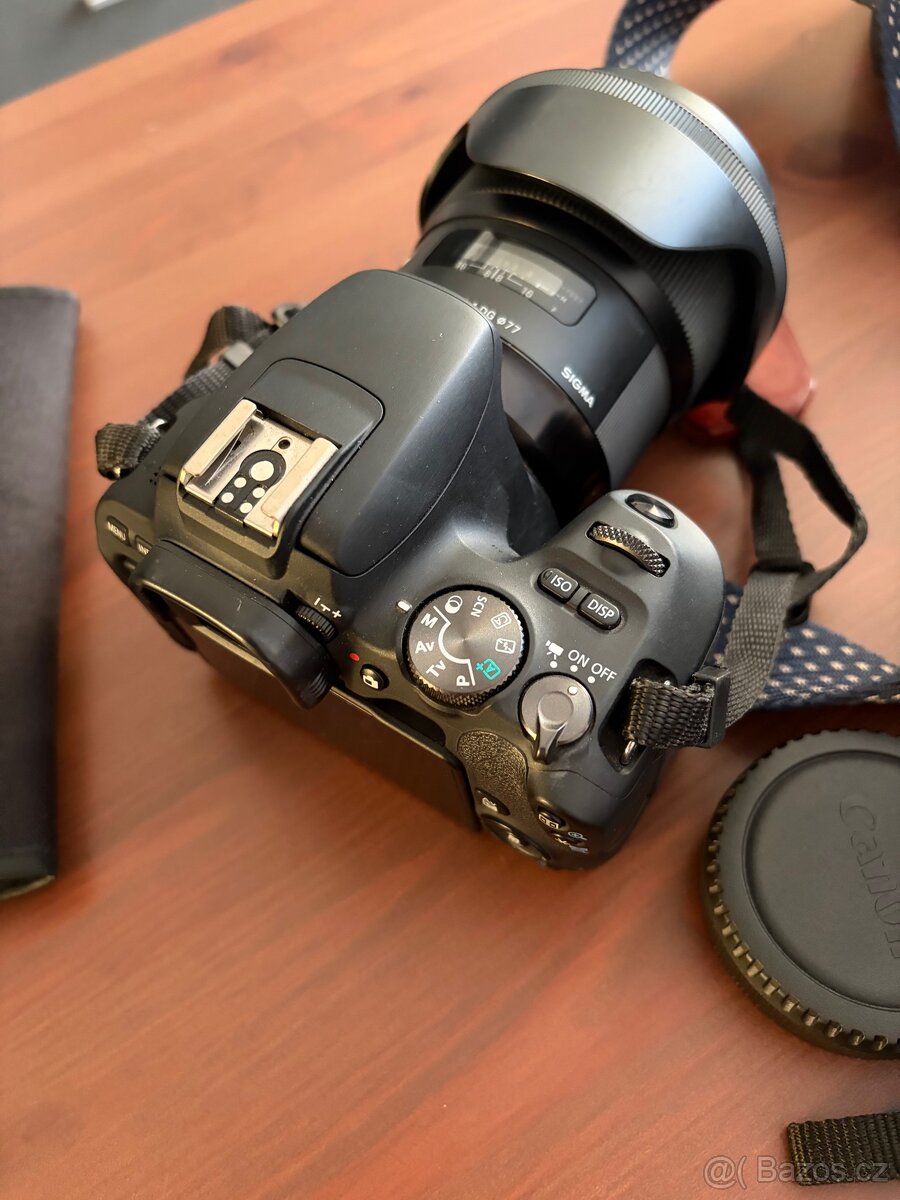 Canon Eos 200D a objektiv Sigma 24mm f/1,4 - 6