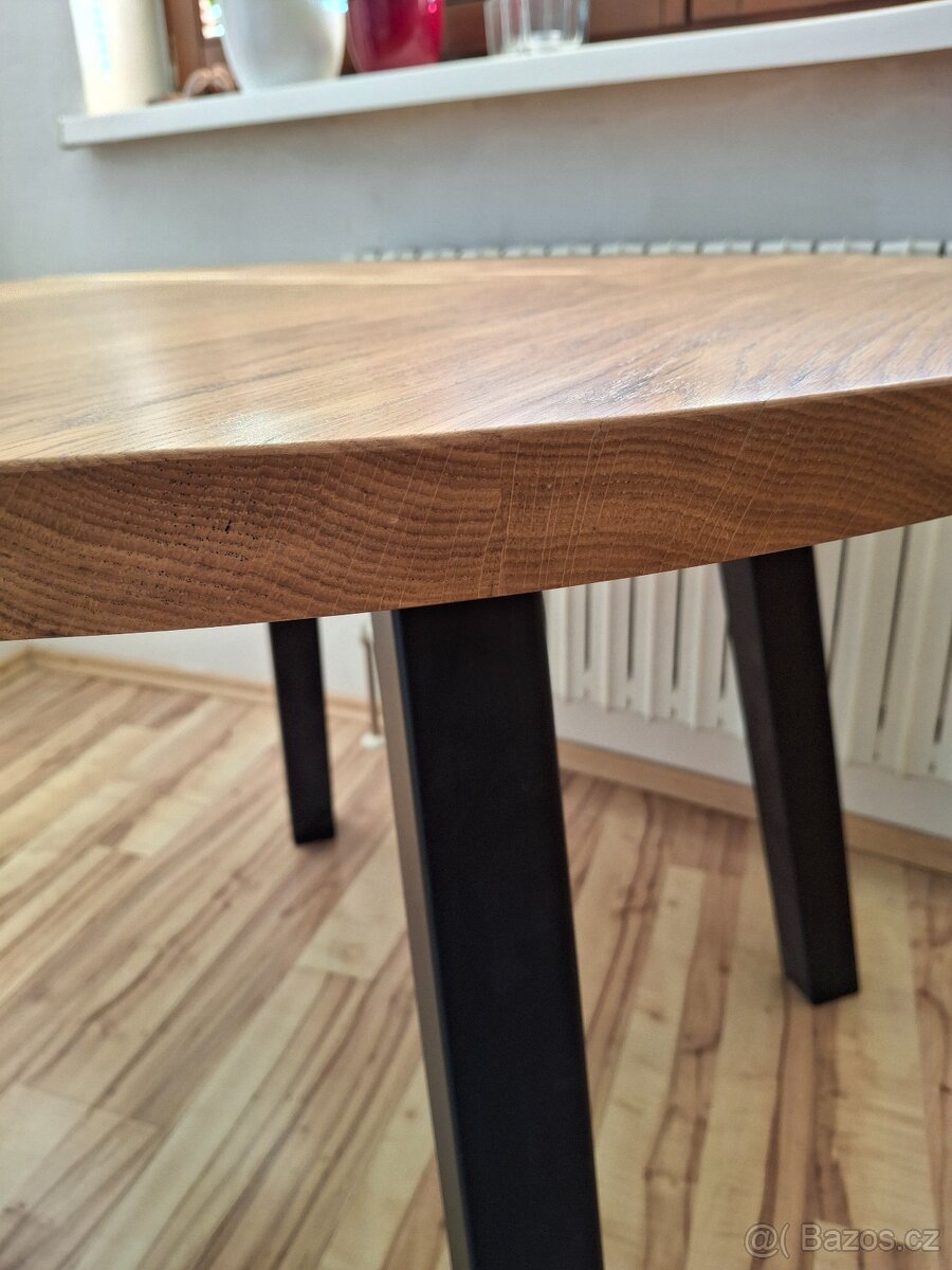 Jídelní dubový stůl - 6