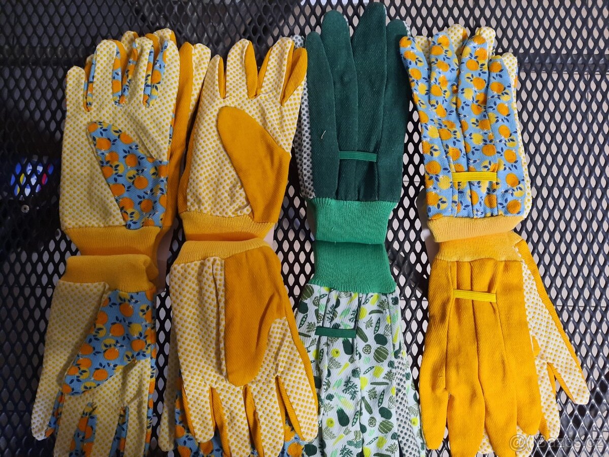 Kolíčky na prádlo 20 ks 50 kč nové,dřevěné kolíčky 100 ks - 6