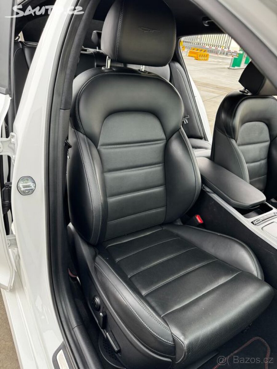 Kia Stinger GT 3.3 V6 2020 , Servis jen Kia - 6