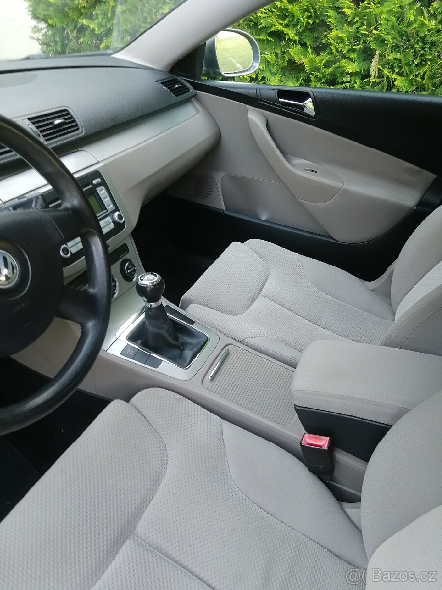 Volkswagen Passat B6 Variant kombi. 1.9TDI Nová STK - 6