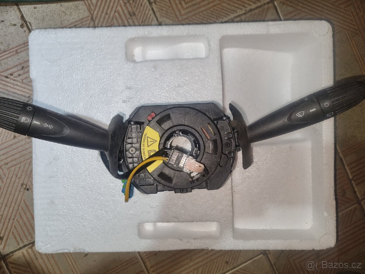 LEVNĚ Podvolantové páčky, přepínače PSA, Ford, Renault - 6