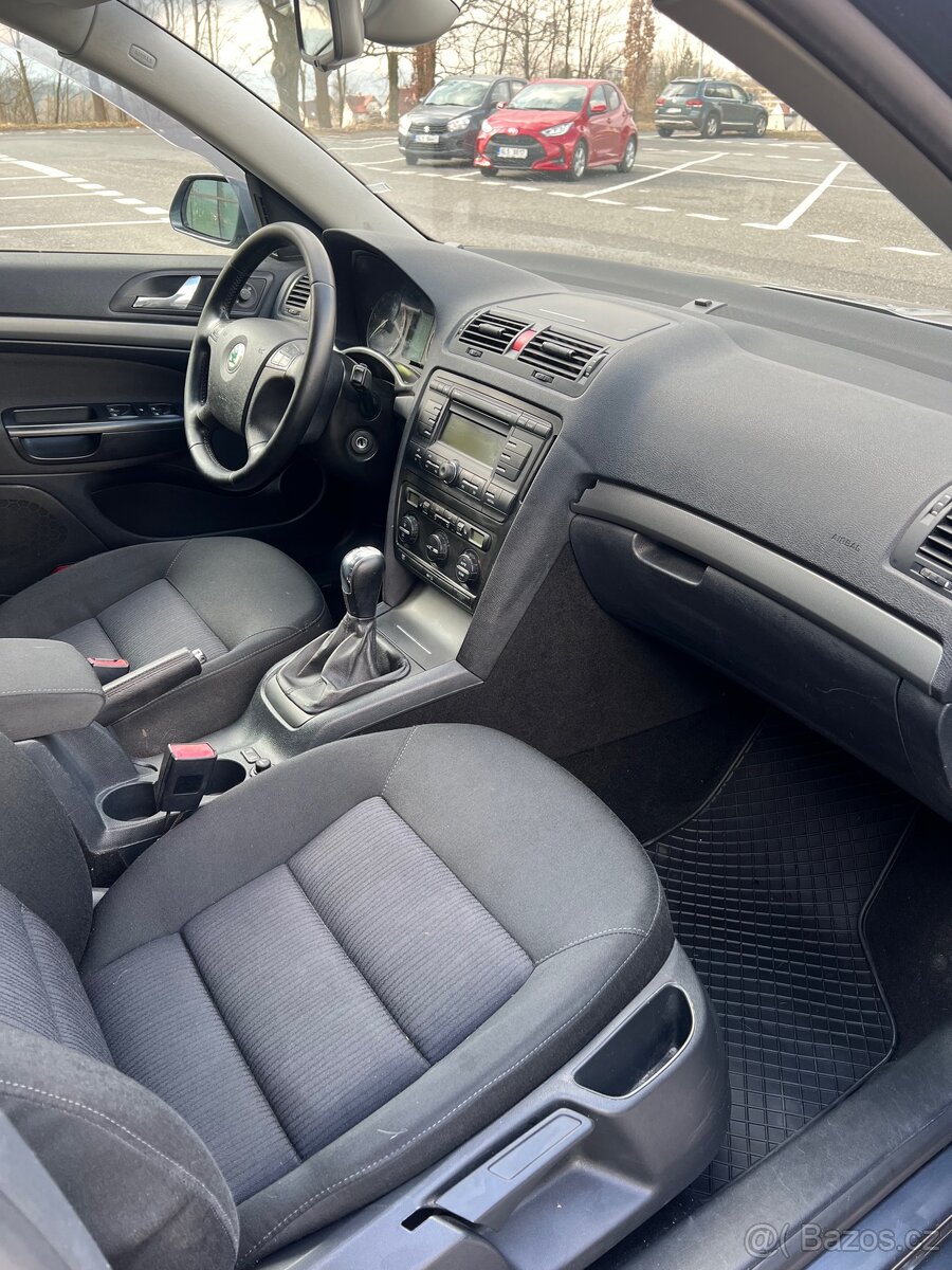 Škoda Octavia 2 Combi 2.0 TDI - 6