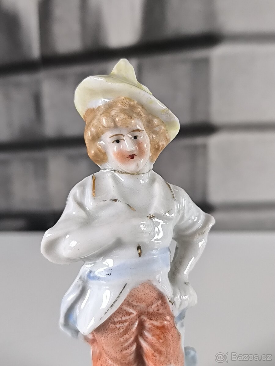 Starožitná porcelánová figurka - chlapec - 6