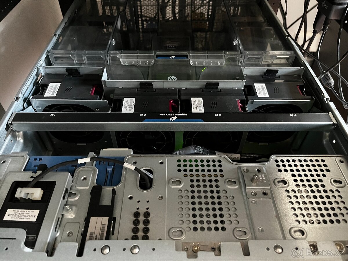 HP ProLiant ML350p Gen8 – server s 16×146 GB 15 k SAS + RAID - 6