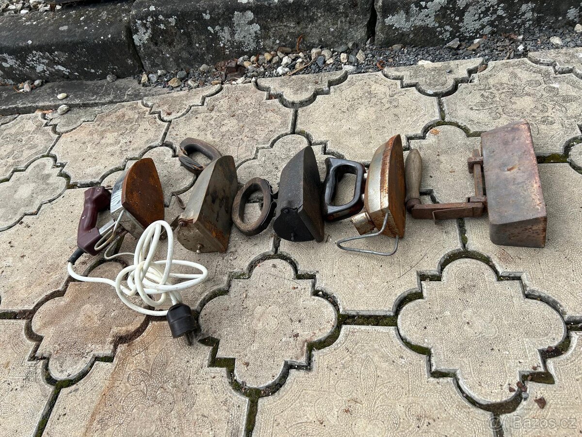 Staré žehličky - 6