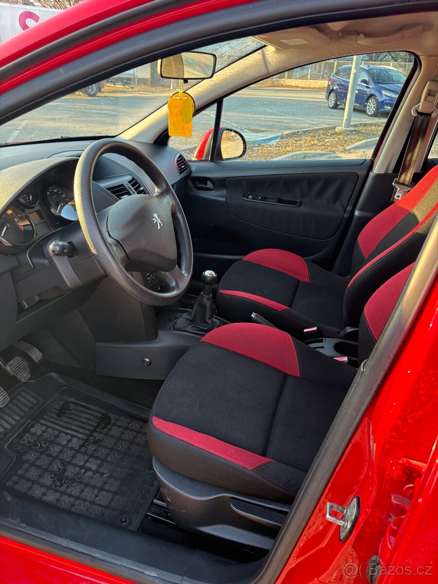 Peugeot 207, 1.4, 54 KW - 6