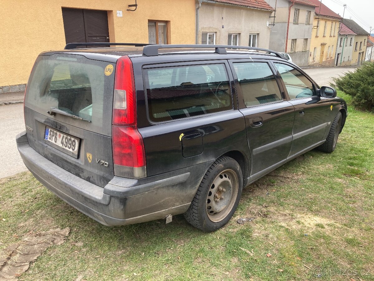 Volvo V 70 - 6