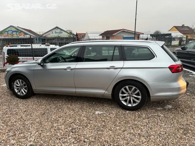 VW PASSAT Kombi 2.0 TDi - 6