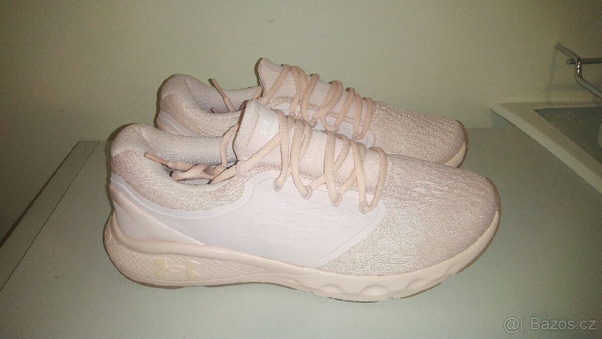 Tenisky Under Armour 40 a 41 - 6