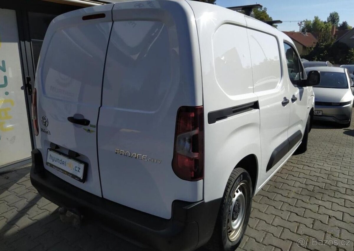 Toyota Proace 1.5-75kw-MOD.INTERIÉR - 6