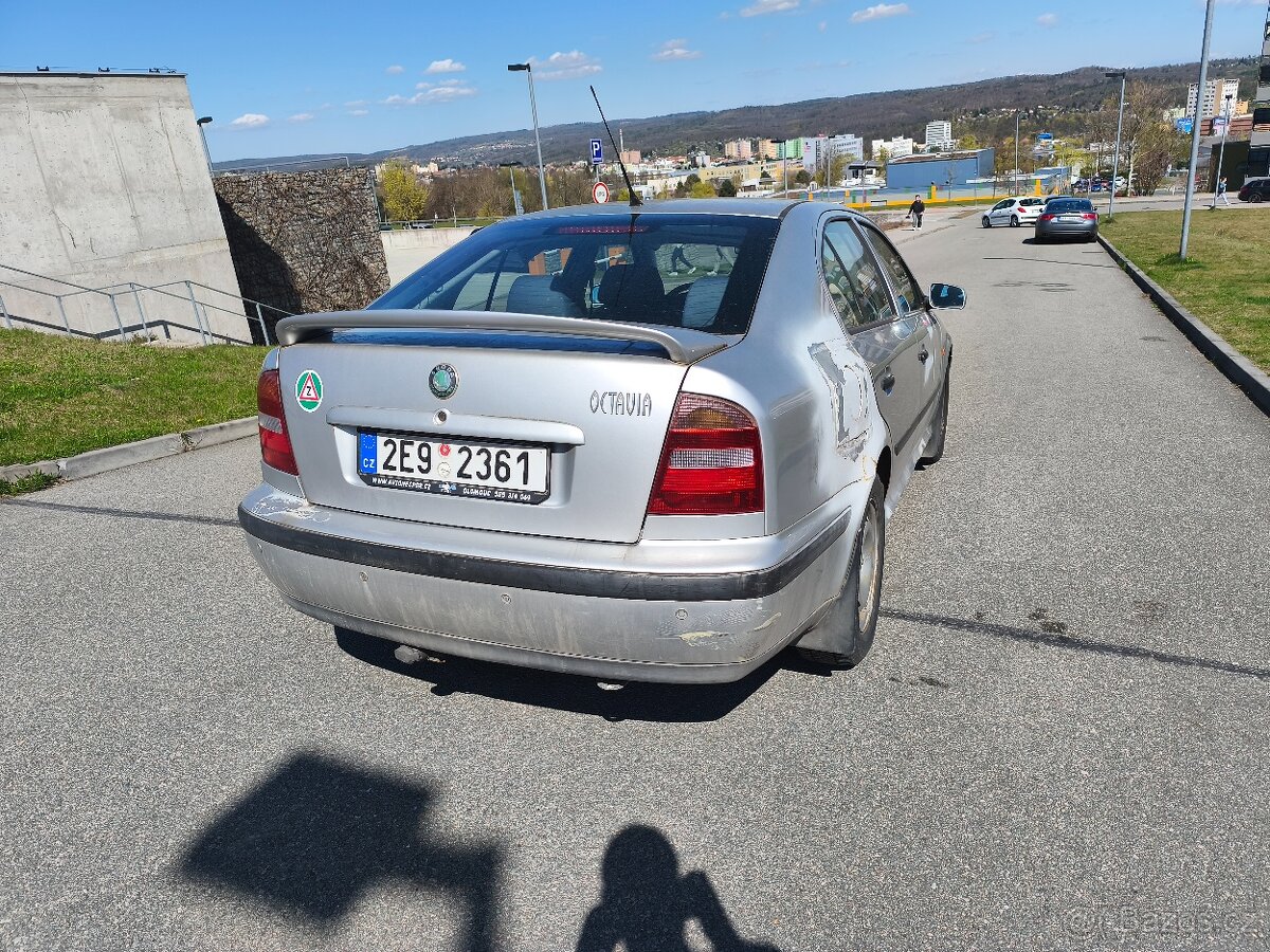 Škoda Octavia 1 - 6