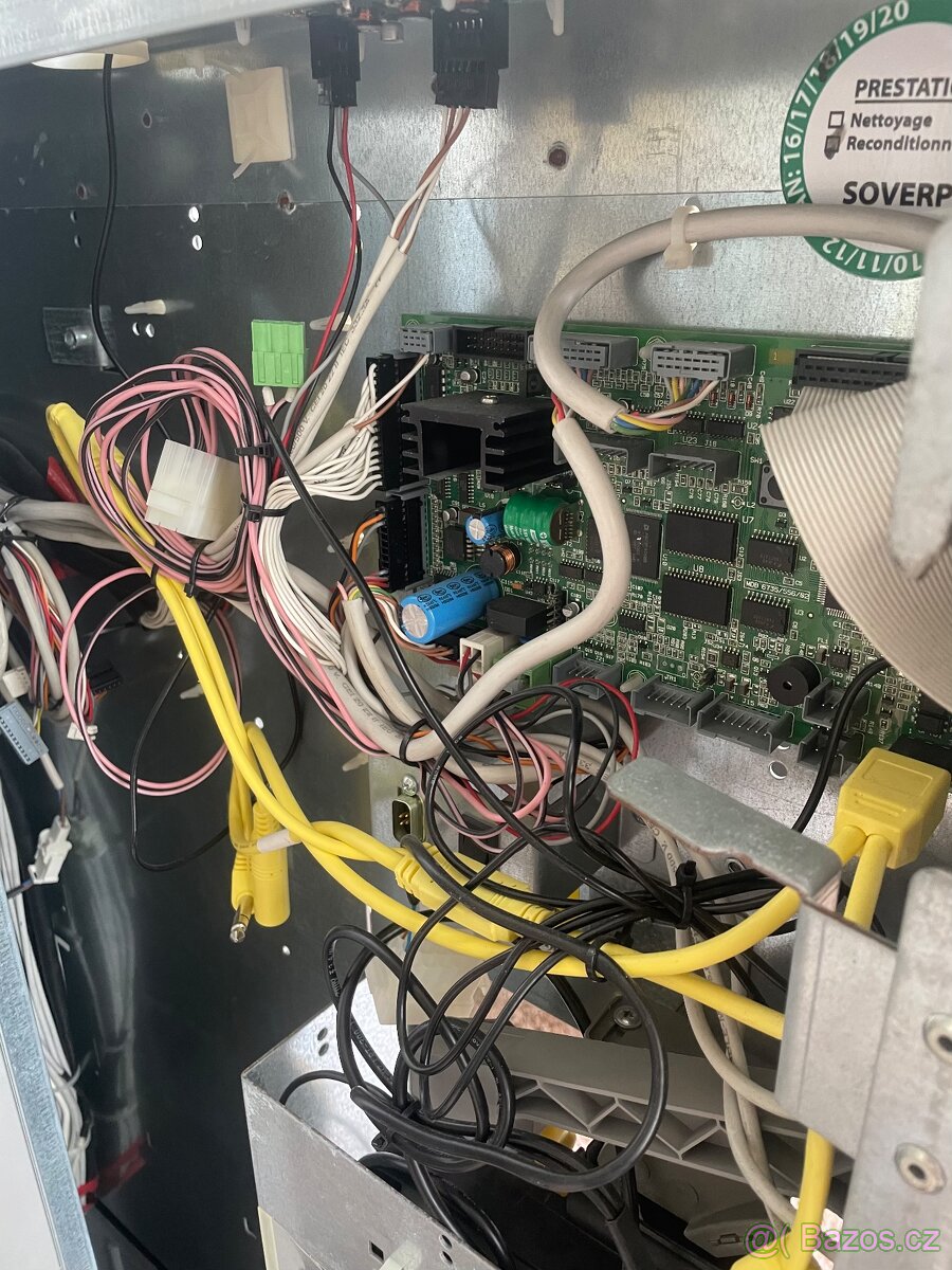 Necta Samba – repasovaný prodejní automat + mincovník + - 6