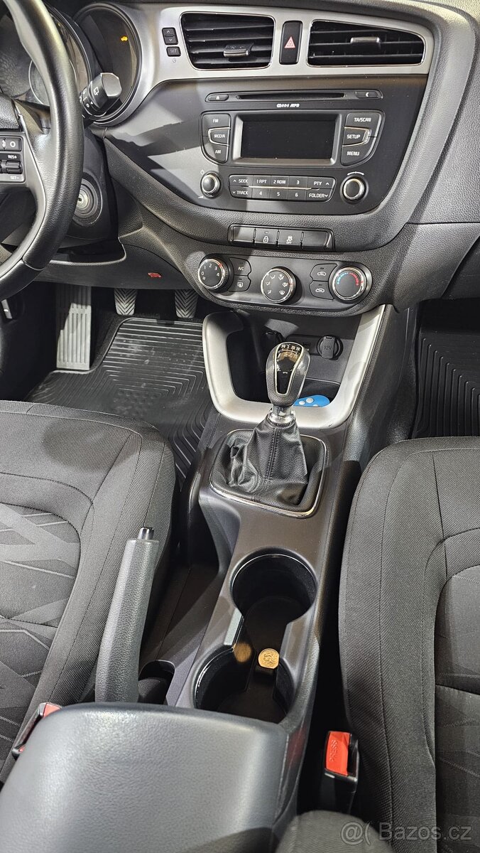 Prodám Kia ceed 1.6crdi sw 2013rv - 6