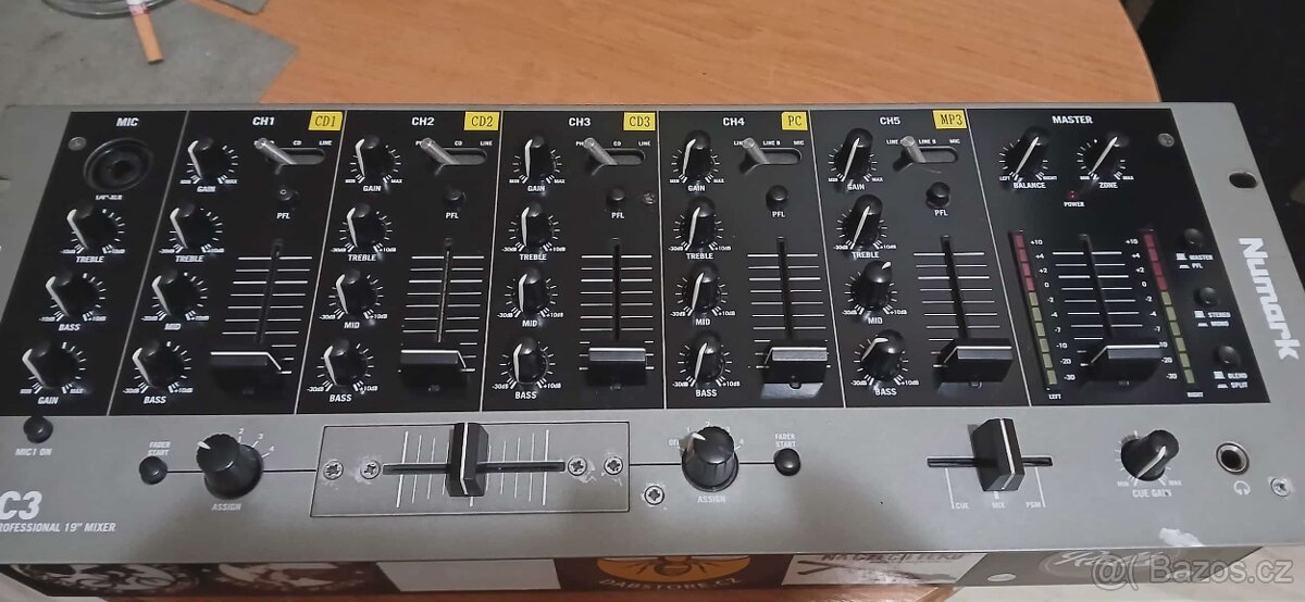 Mixážní pult Numark C3 profesionál 19 mixér - 6
