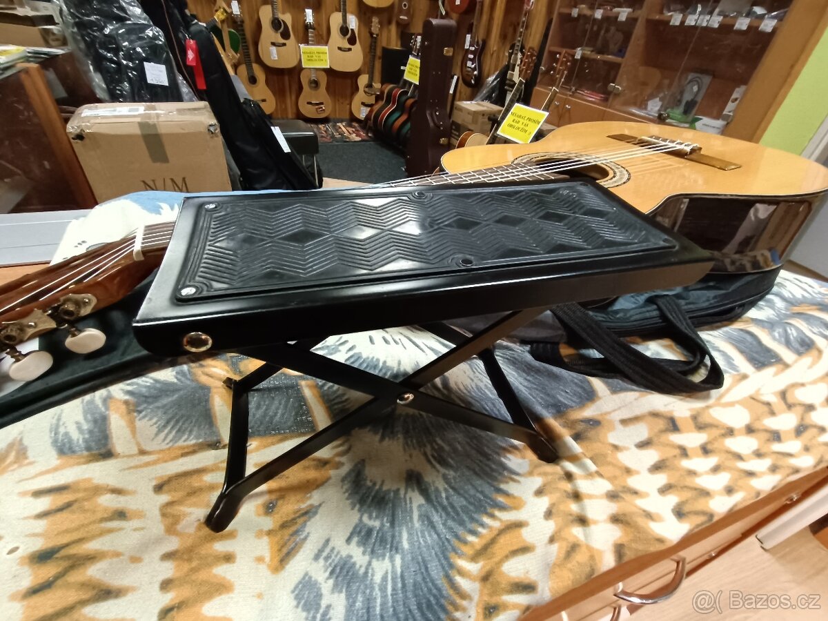 Prodám 3/4 kytaru STRUNAL+pouzdro+podnožku-Kyjov - 6