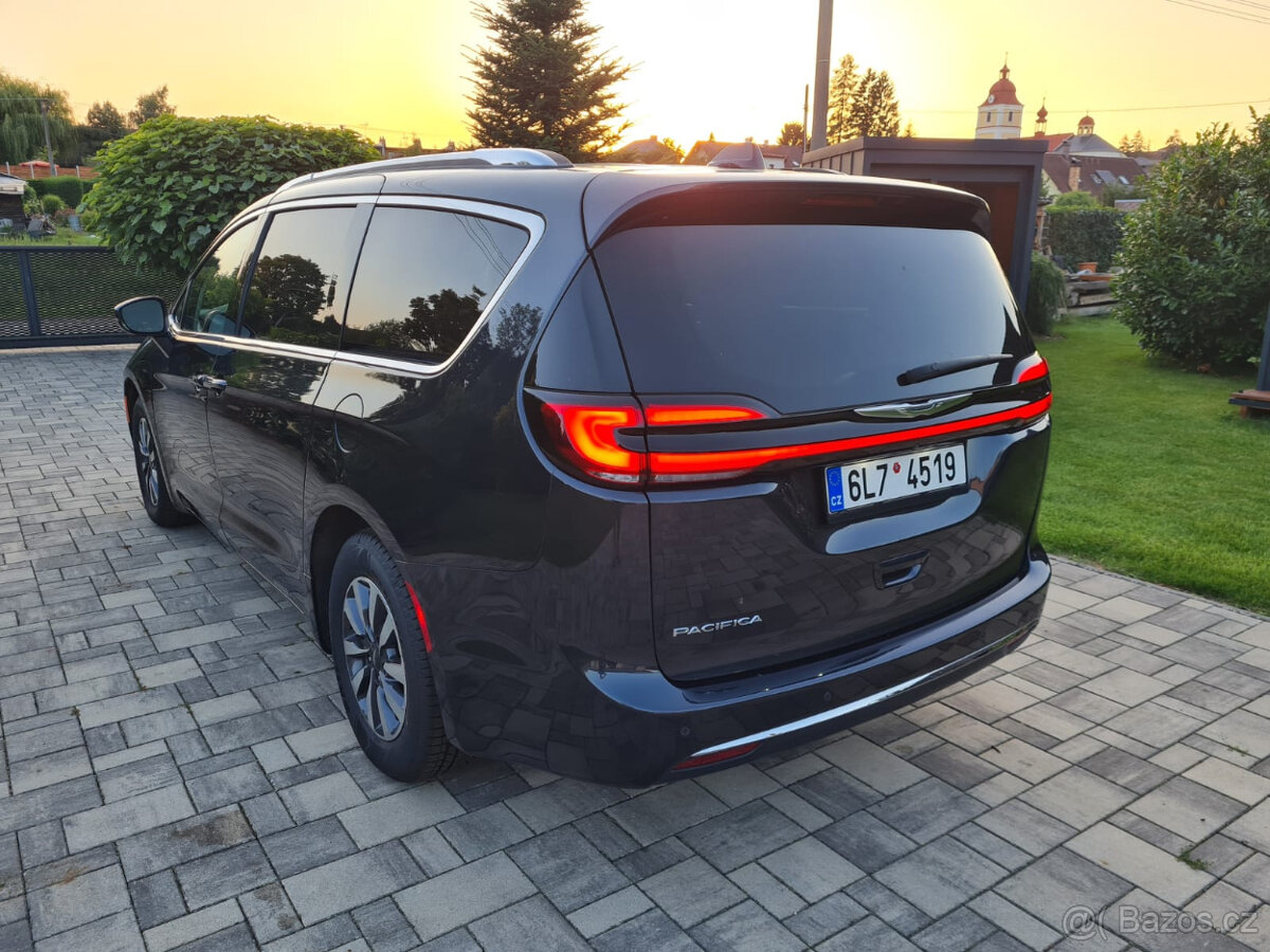Chrysler Pacifica 3,6 Touring L, nový model, DPH - 6
