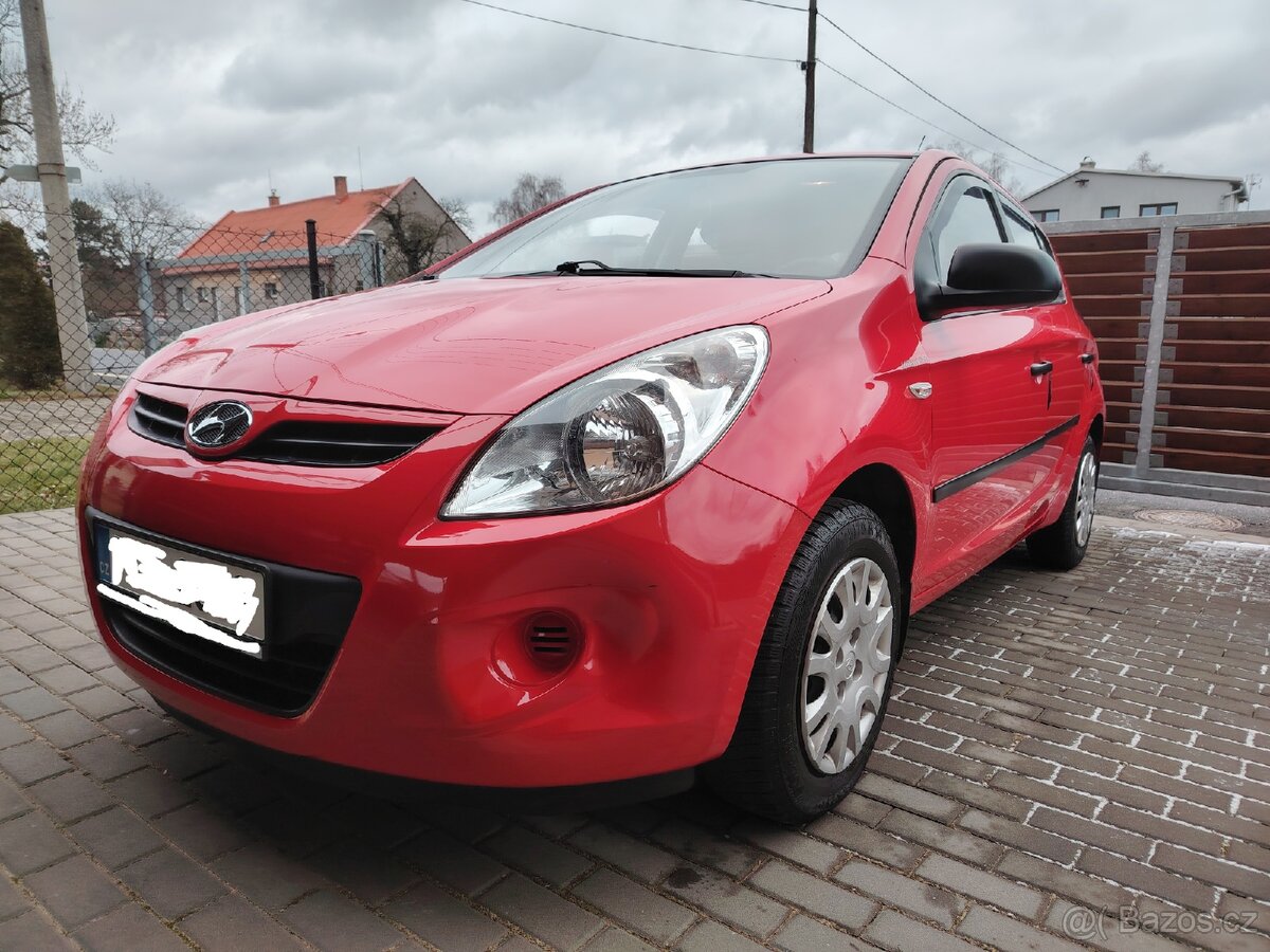 Hyundai i20 1.2i 57 kw, r. 2011, 1. Majitel, 93 000km. - 6