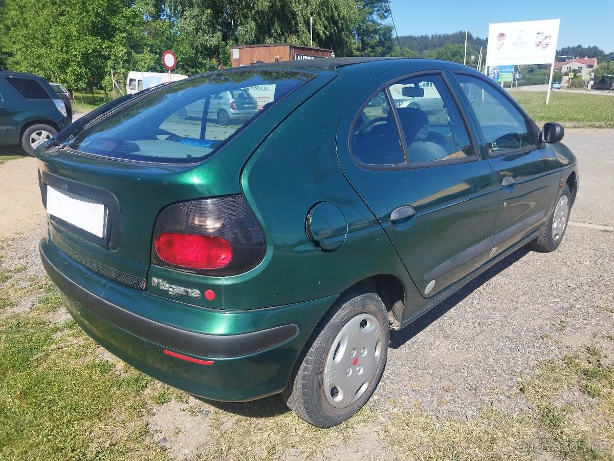 Renault Megane 1.6i RTE - 6
