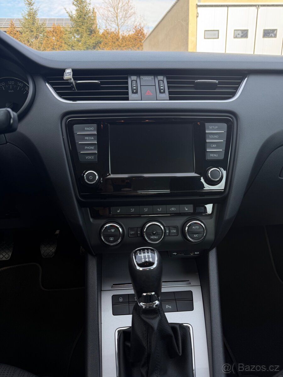 Škoda Octavia 2.0 TDI 110 kW - 6