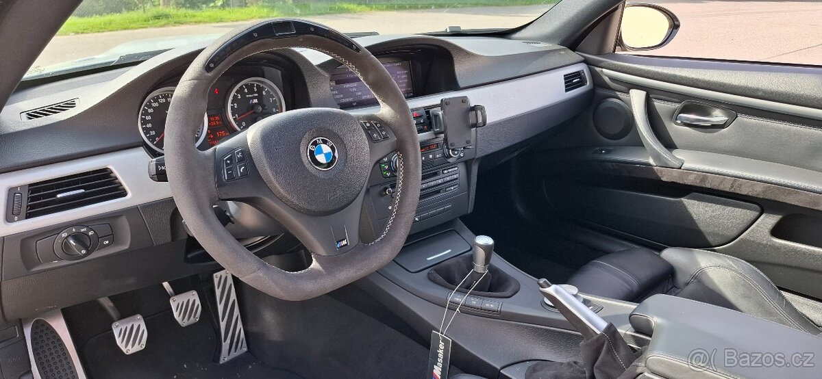 BMW M3 E92 manuál - 6