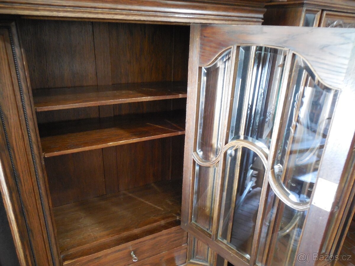 Starožitná vitrína skleník - 6