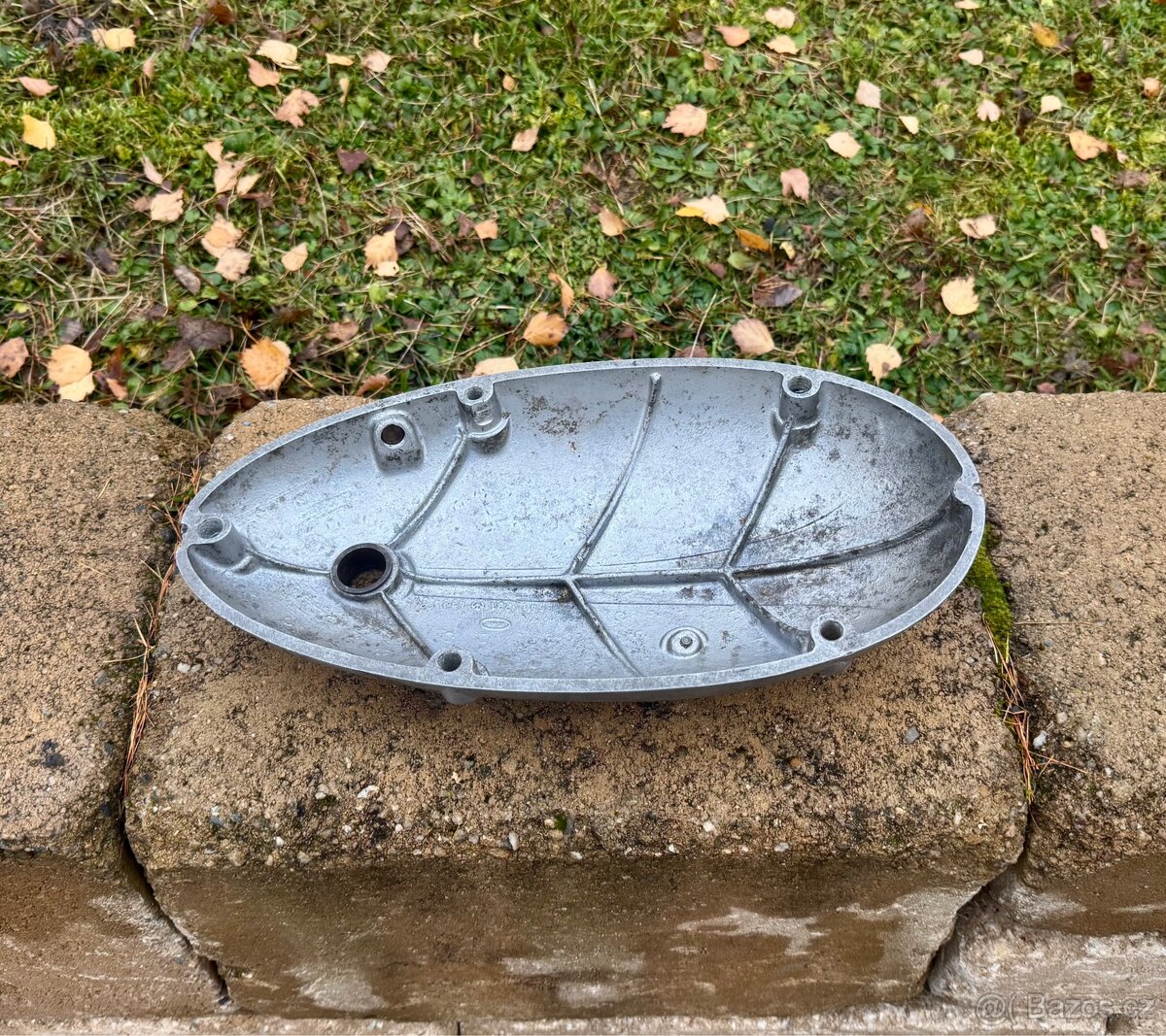 Jawa 350 perak, kyvacka pulbuben - víko spojky - 6