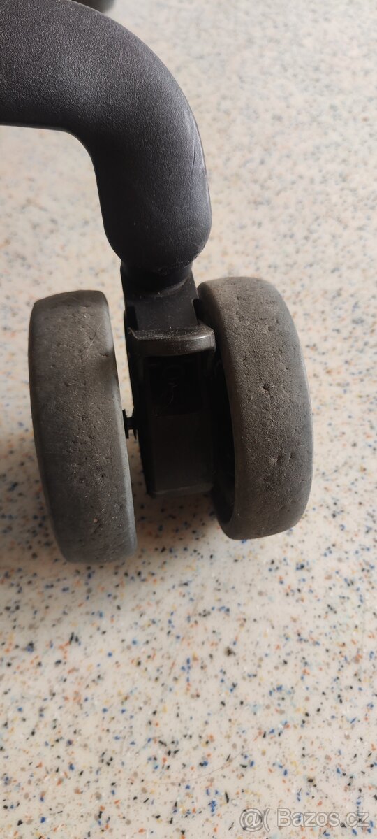 Sportovní kočárek - 6