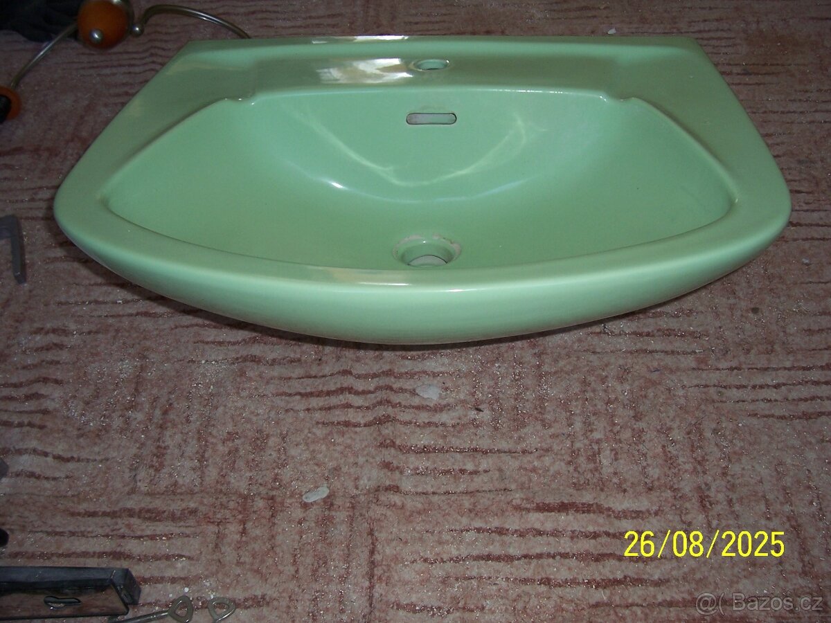 Sháním retro umyvadlo s nohou, retrozáchod - 6