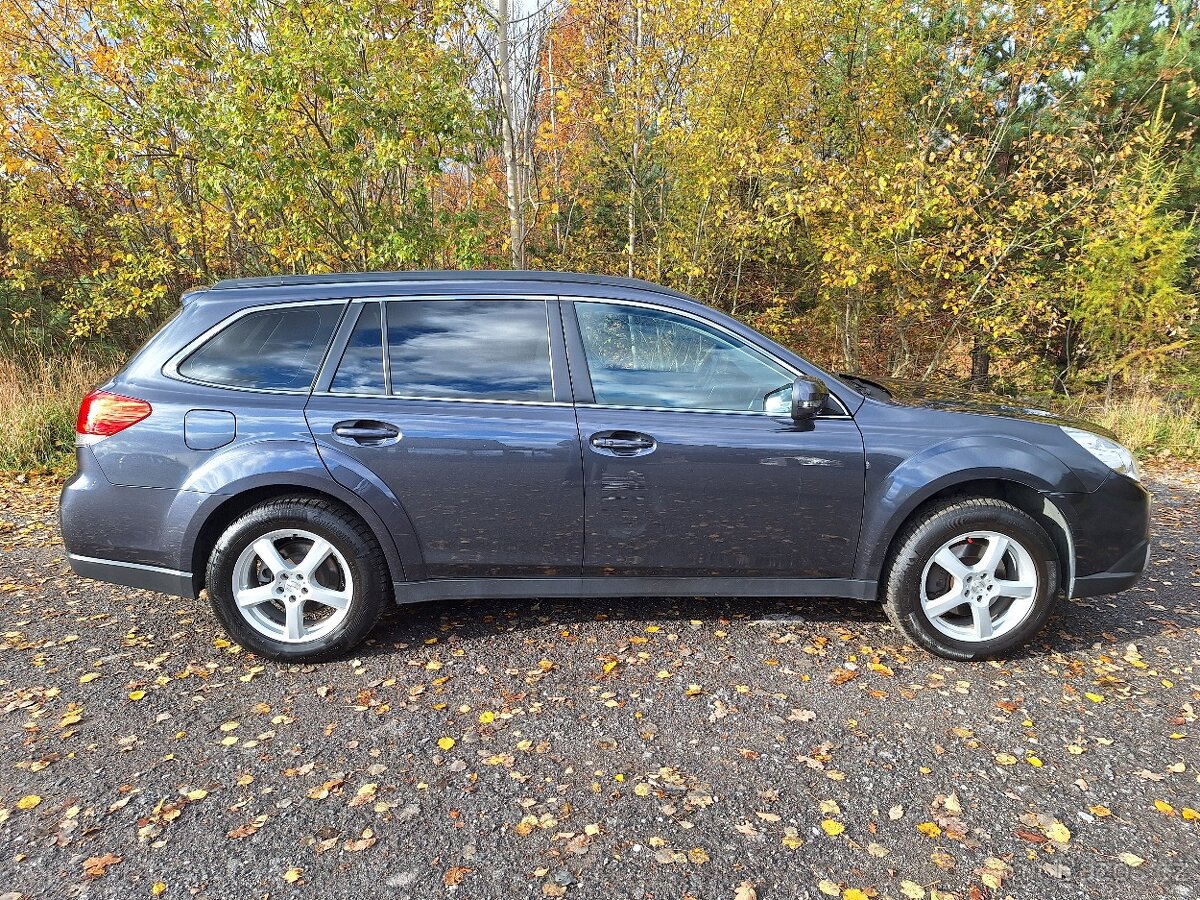 Subaru Outback 3.6R 4x4 Automat – 2011, 1. majitel - 6
