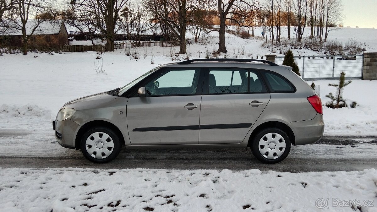 Škoda Fabia II-2 Kombi 1.4i 16V 63kW,9/2008,SERV.KNIHA,KLIMA - 6